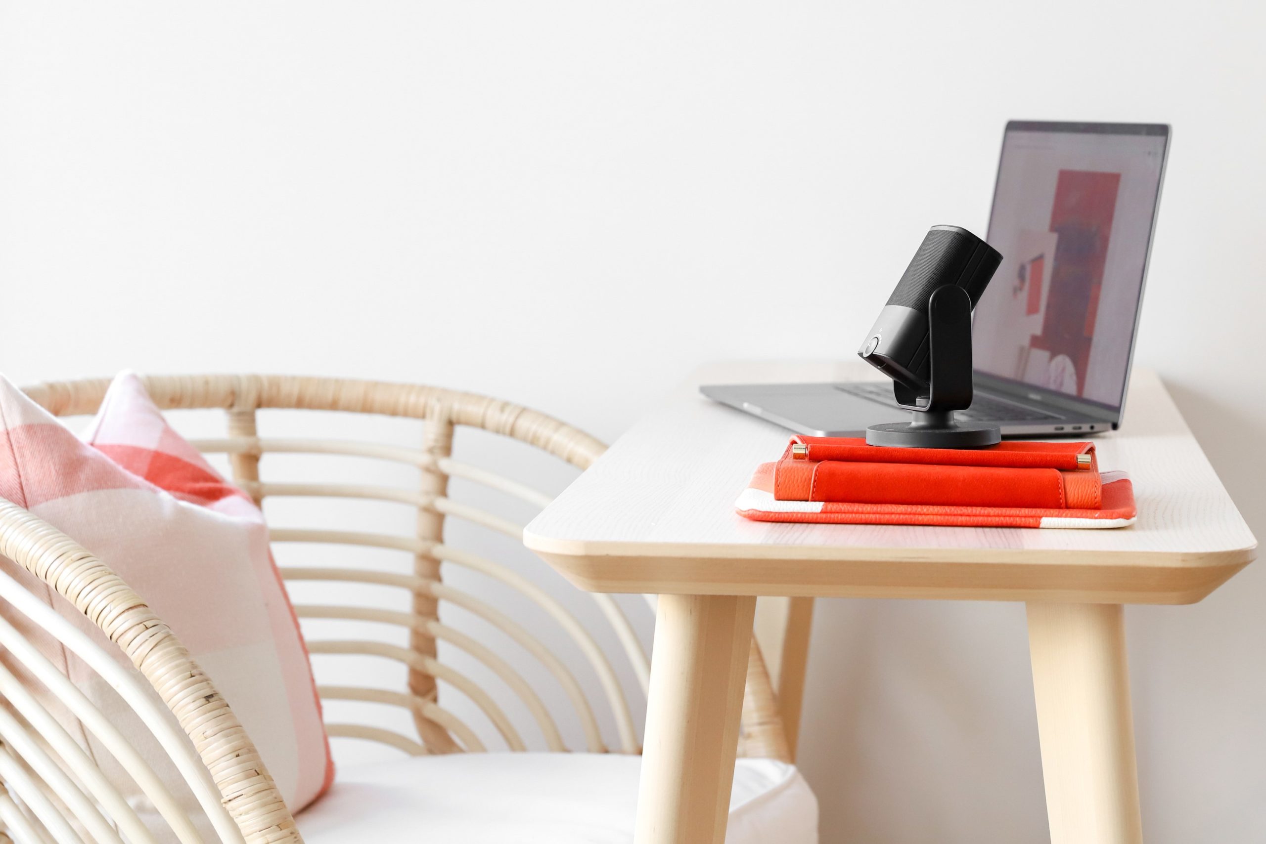 Virtual team building ideas for summer 2022 shouldn't be boring!